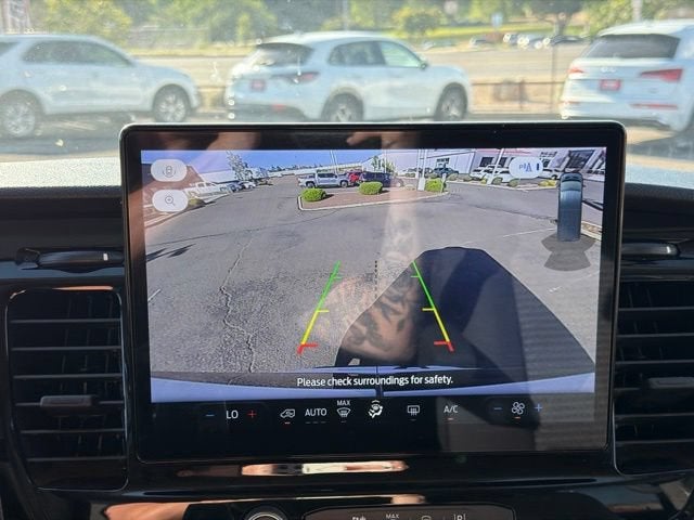 2024 Ford Transit Passenger Van XLT - Photo 20