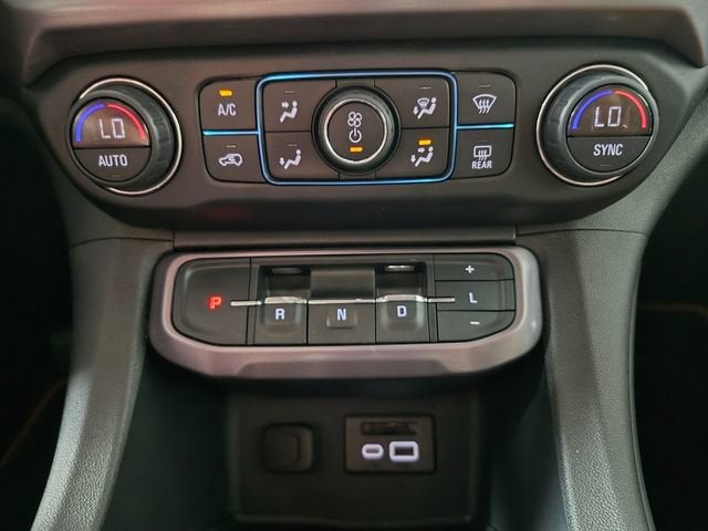 2020 GMC Acadia AT4