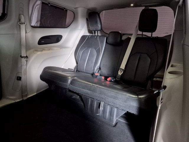 2017 Chrysler Pacifica Touring-L Plus - Photo 32