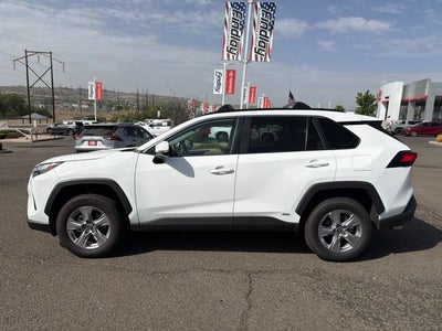 2025 Toyota RAV4 Hybrid XLE