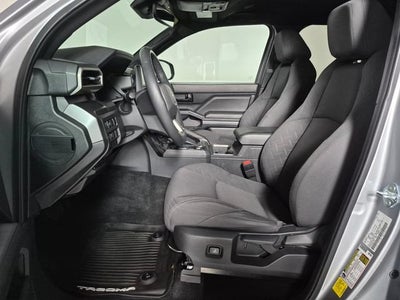 2025 Toyota Tacoma 4WD SR5