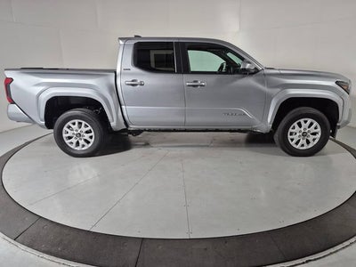 2025 Toyota Tacoma 4WD SR5