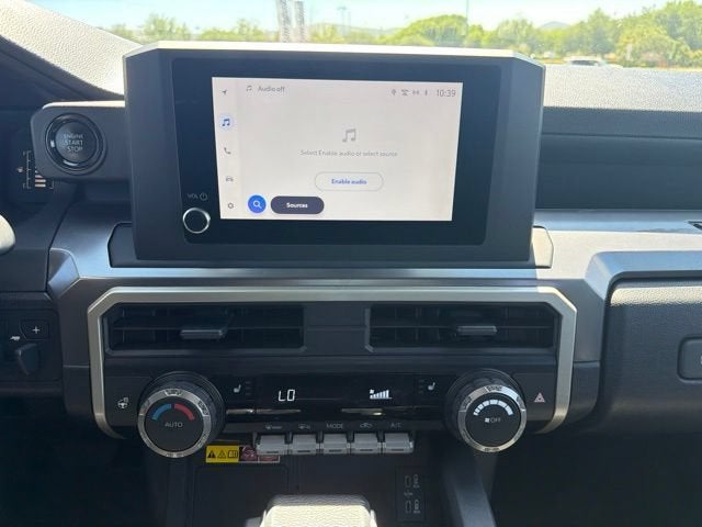 2025 Toyota Tacoma 4WD SR5