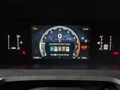 2025 Toyota Tacoma 4WD SR5