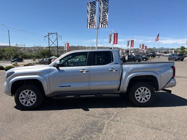 2025 Toyota Tacoma 4WD SR5
