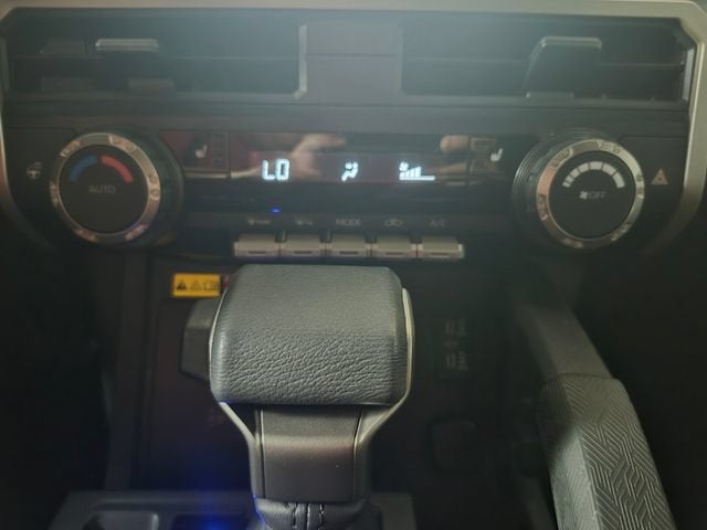 2025 Toyota Tacoma 4WD SR5