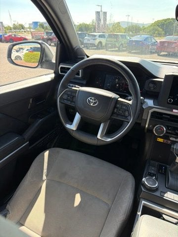 2025 Toyota Tacoma SR5 - Photo 10