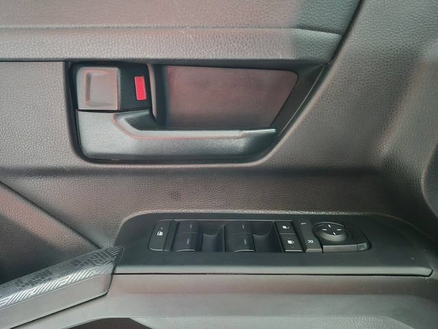 2025 Toyota Tacoma 4WD SR5