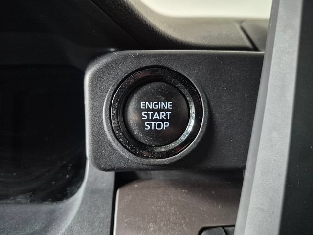 2025 Toyota Tacoma 4WD SR5