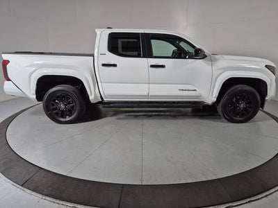 2025 Toyota Tacoma 4WD SR5