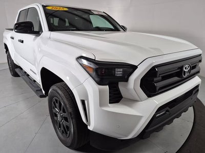 2025 Toyota Tacoma 4WD SR5