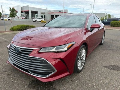 2022 Toyota Avalon Hybrid Limited