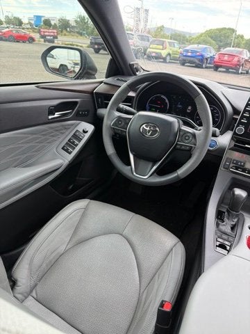 2022 Toyota Avalon Hybrid Limited