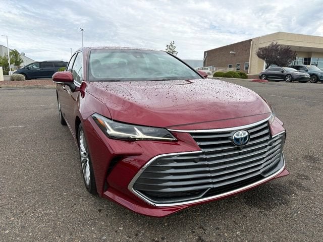 2022 Toyota Avalon Hybrid Limited