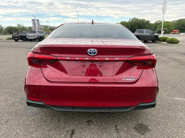 2022 Toyota Avalon Hybrid Limited