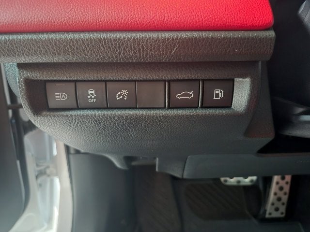 2026 Toyota Camry XSE - Photo 17