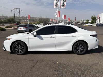 2021 Toyota Camry SE