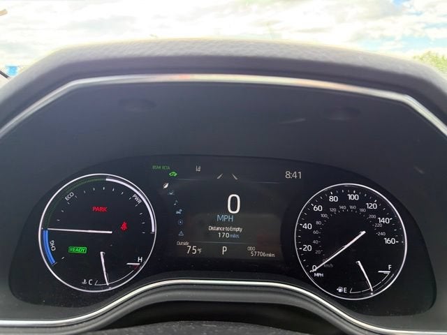 2022 Toyota Avalon Hybrid XLE