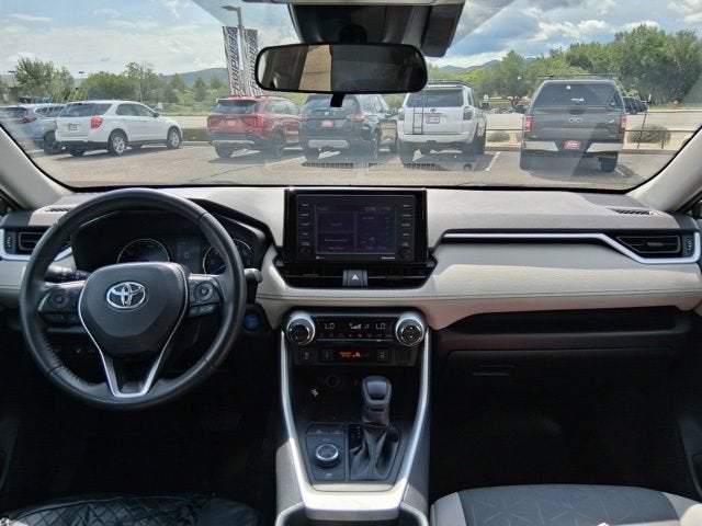 2021 Toyota RAV4 Hybrid XLE