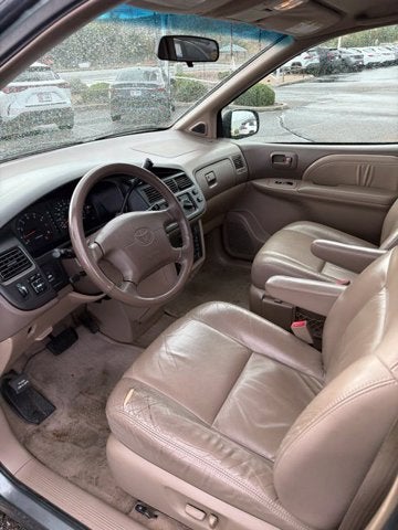 1998 Toyota Sienna XLE