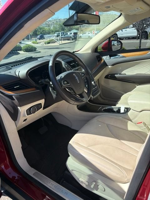 2015 Lincoln MKC Base