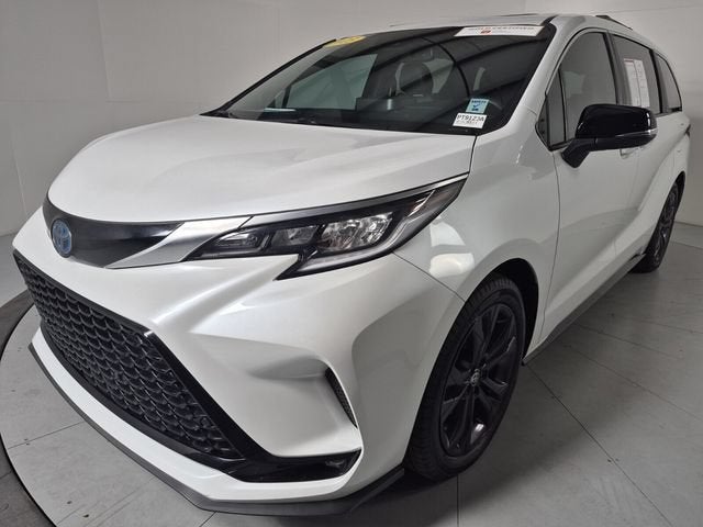 2023 Toyota Sienna XSE 25th Anniversary