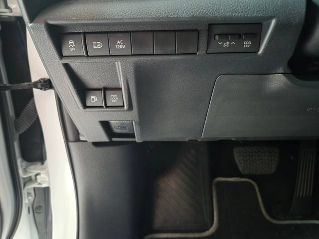 2023 Toyota Sienna XSE 25th Anniversary