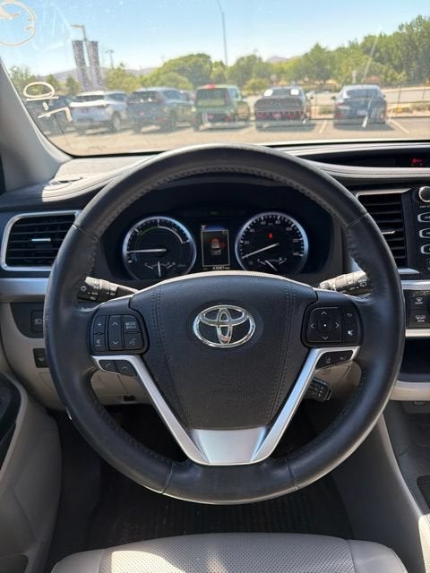 2017 Toyota Highlander Hybrid Limited Platinum