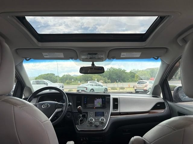 2015 Toyota Sienna Ltd