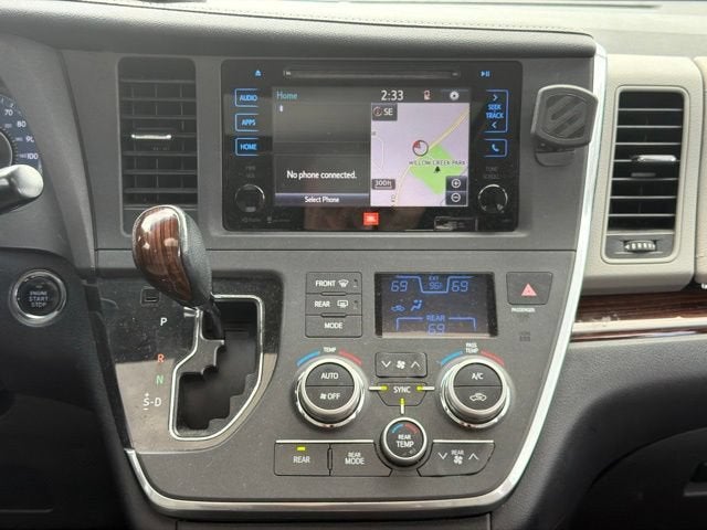 2015 Toyota Sienna Ltd