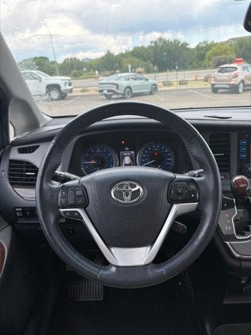 2015 Toyota Sienna Ltd