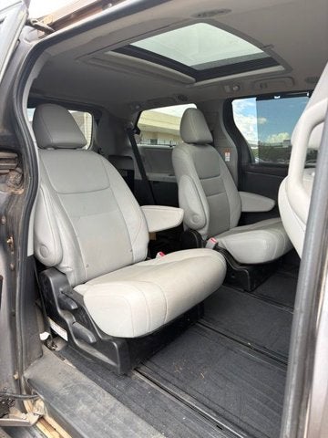 2015 Toyota Sienna Ltd