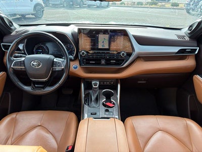 2020 Toyota Highlander Hybrid Platinum