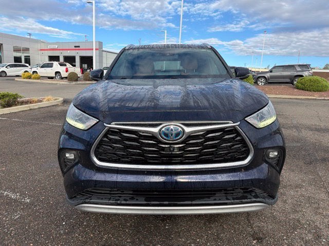 2020 Toyota Highlander Hybrid Platinum