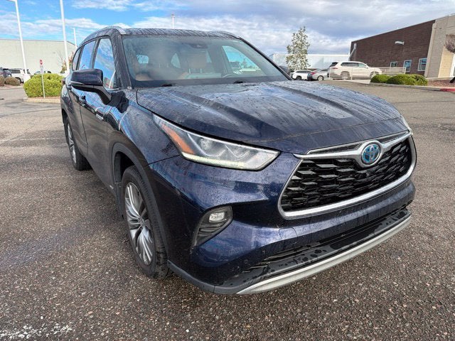 2020 Toyota Highlander Hybrid Platinum