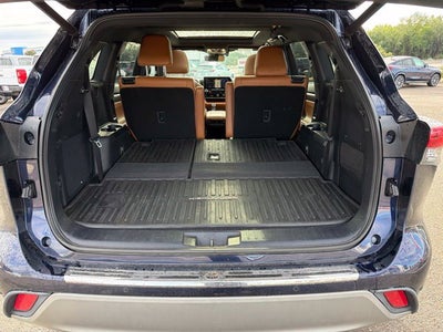 2020 Toyota Highlander Hybrid Platinum