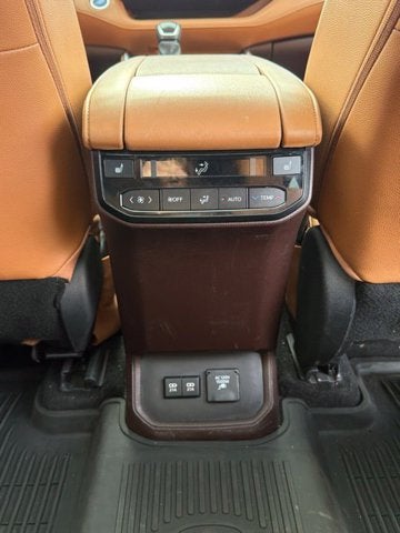 2020 Toyota Highlander Hybrid Platinum