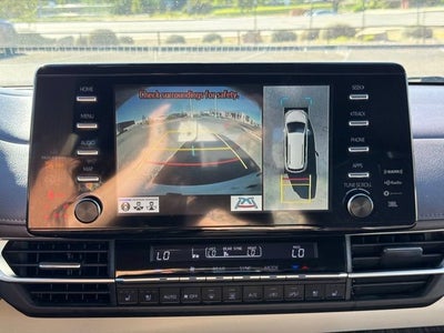 2023 Toyota Sienna Platinum