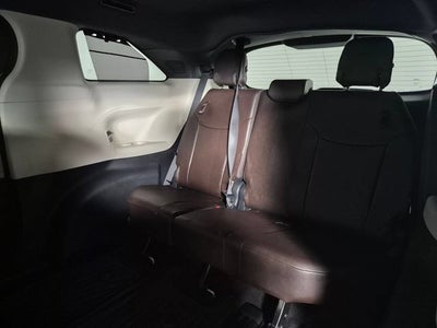 2023 Toyota Sienna Platinum