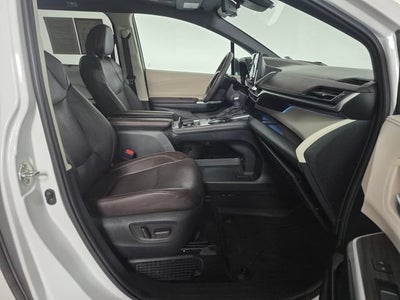 2023 Toyota Sienna Platinum