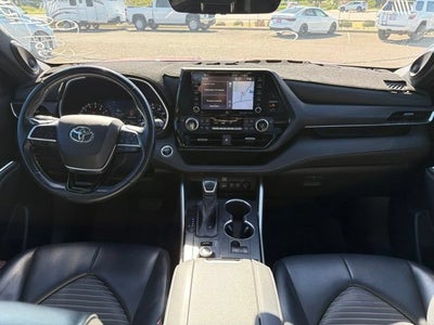 2021 Toyota Highlander XSE
