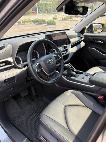 2026 Toyota Highlander Hybrid XLE