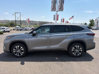2026 Toyota Highlander Hybrid XLE