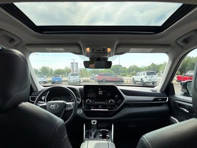 2025 Toyota Highlander XLE