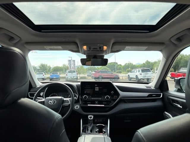 2025 Toyota Highlander XLE