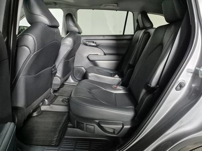 2025 Toyota Highlander XLE