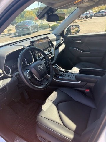 2026 Toyota Highlander XLE