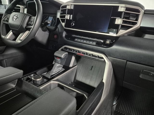 2025 Toyota Tundra 4WD SR5