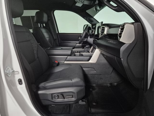 2025 Toyota Tundra 4WD SR5