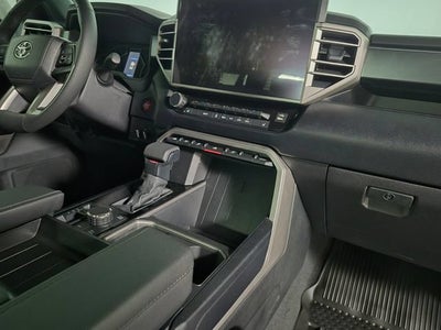 2025 Toyota Tundra 4WD SR5